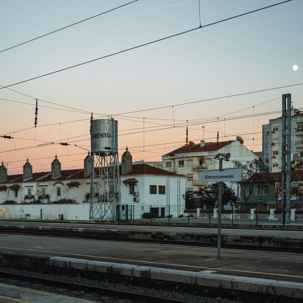 1736024554877-470987320