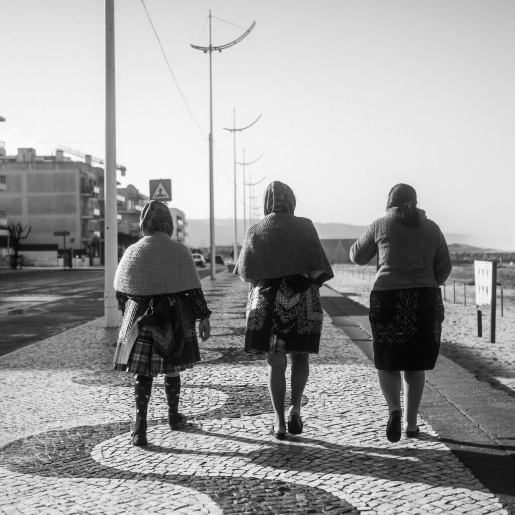 1736024557009-684725381