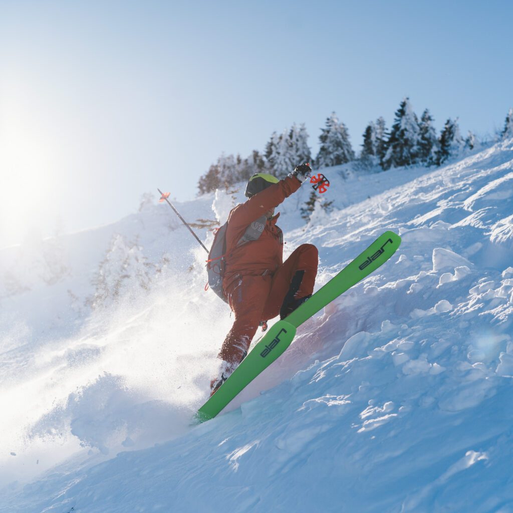 1736024984651-750312933