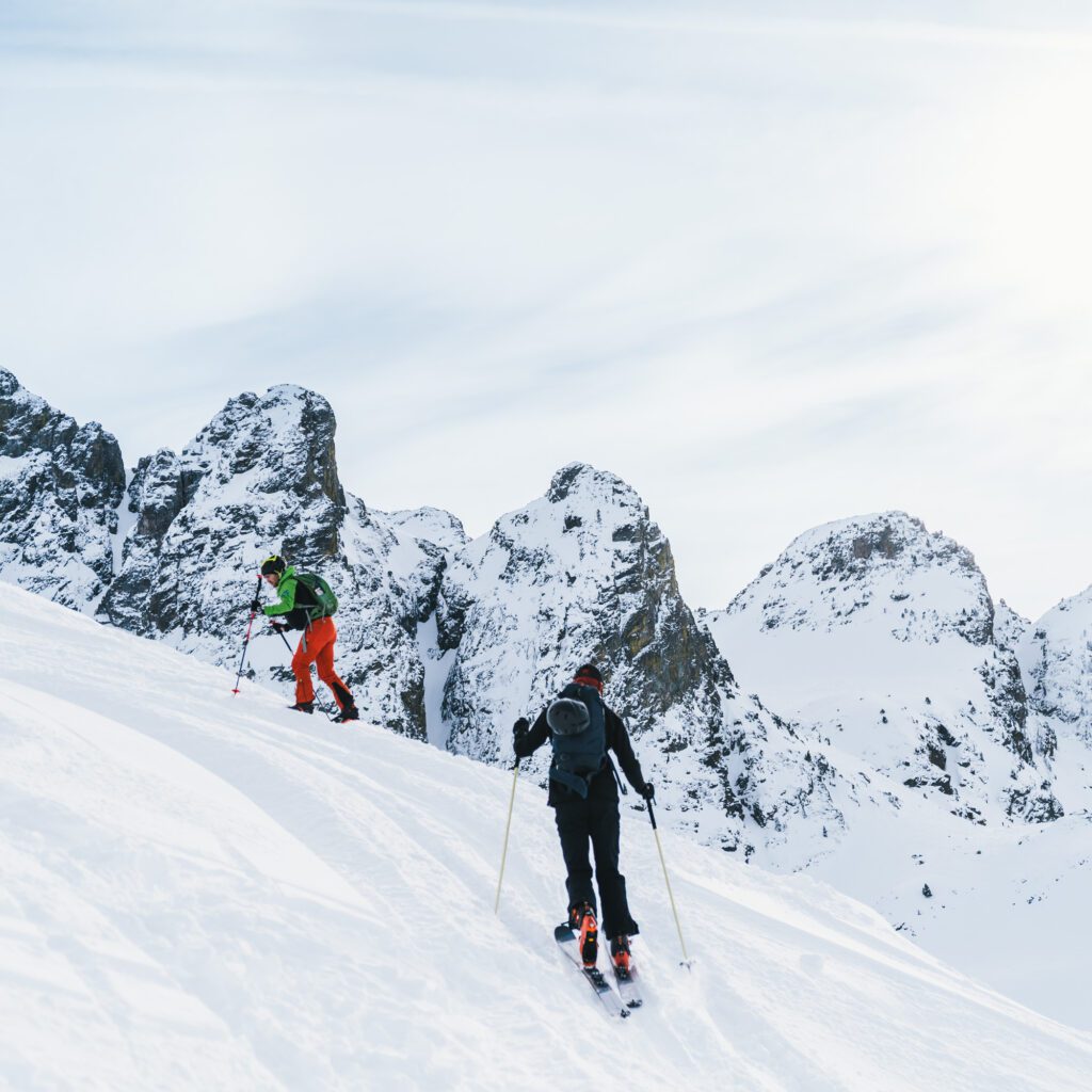 1736024992140-500139753