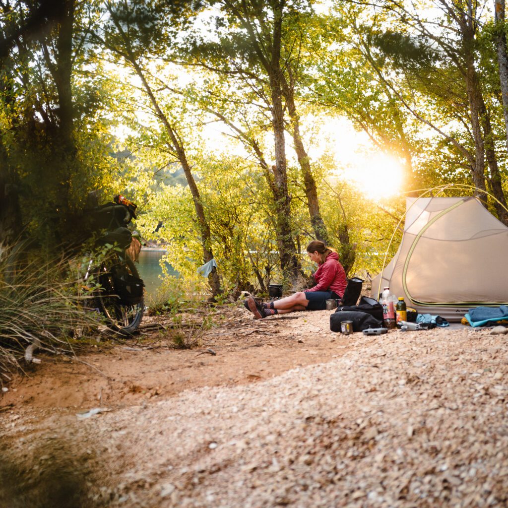 1736025197796-990413456