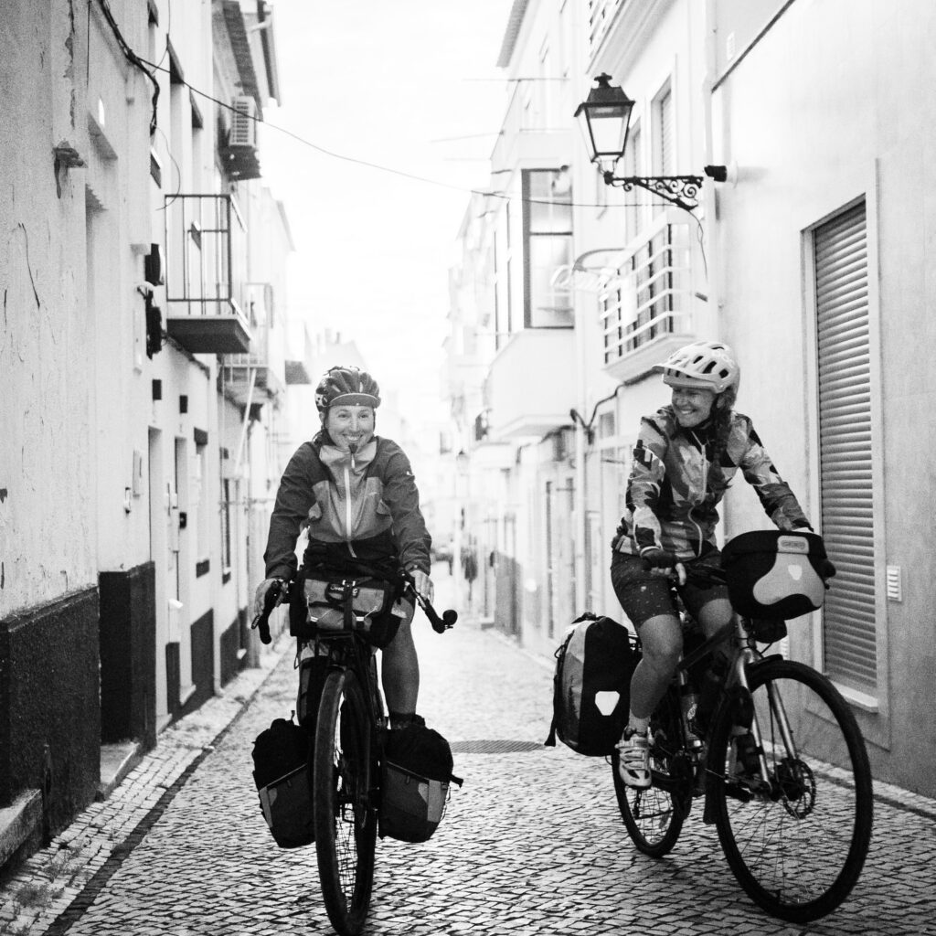 1736025274193-288102384